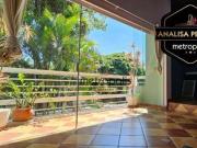 Casa com 3 dormitórios à venda, 432 m² por R$...