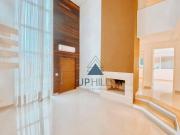 Casa com 5 dormitórios à venda, 440 m² por R$...