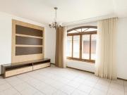 Casa à venda, 4 quartos, 2 suítes, 3 vagas cobertas no...