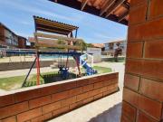 Casa com 1 dormitório à venda, 50 m² por R$ 260.000,00...