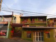 Sobrado com 3 dormitórios no bairro Santa Teresa