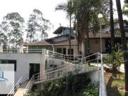 Casa com 4 dormitórios à venda, 594 m² por R$...