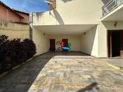 Casa à venda, 5 quartos, 1 suíte, 4 vagas, Mangabeiras...