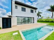 Casa de Condomínio à venda, 5 quartos, 4 suítes, 5...