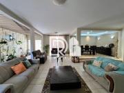 Casa à venda 604m²,5 quartos 4 suítes, 02...