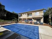 Casa com 5 quartos à venda, 610 m² por R$ 4.600.000 Vila...