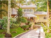 Casa à venda | 650m² | 4 suítes | 10 vagas em Serra da...
