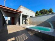 Casa com 2 dormitórios à venda, 71 m² por R$ 330.000,00...