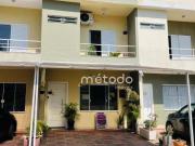 Casa com 2 dormitórios à venda, 94 m² por R$ 580.000,00...