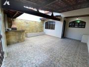 Casa a venda a 50 metros de distancia da praia 2...