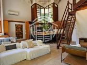 Casa a Venda Alto Padrão na Praia de Itamambuca com...