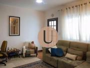 Casa à Venda com 01 suíte, sem vaga