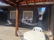 Casa à venda com 03 dormitórios, a 500m da praia aceita...