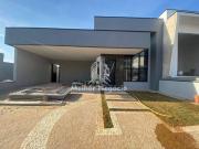 Casa à Venda com 03 dormitórios quartos sendo 01 deles...