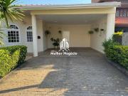 Casa à venda com 04 dormitórios quartos sendo 02 suítes...