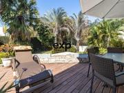 Casa à venda com 05 quartos, suites ao lado do colégio...