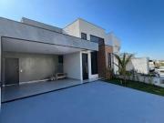 Casa á Venda com 155m² Moderna, 3 Suítes Localizada...