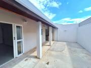 Casa à venda com 1 suíte e churrasqueira em condomínio...