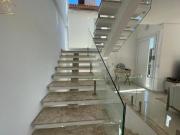 Casa à venda com 286,00 m², 3 dormitórios, 5 vagas. Vila...