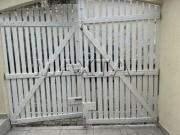 Casa à venda com 2 dormitórios e 3 vagas em Mongaguá, a...