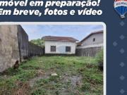 Casa à Venda com 2 dormitórios no Jardim Raphael...