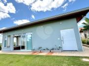 Casa à venda com 2 suítes em Loteamento de Chácaras...