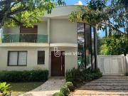 Casa à venda com 2 suítes, 480m² Residencial Alphaville...