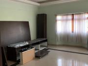 Casa à venda com 350 m² com 3 quartos e 6 vagas