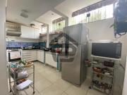 Casa à Venda com 3 Dormitórios no Campo Belo