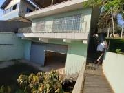 Casa à Venda com 3 Dormitórios no Jardim Shangrilá...