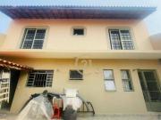 Casa à venda com 3 quartos à venda, 210 m² por R$...