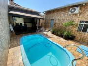 Casa à Venda com 3 quartos no bairro Jardim Universitário