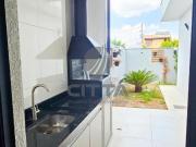 Casa à venda com 3 quartos no condomínio Terras da...