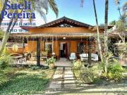 Casa à venda com 3 dormitórios, piscina e gourmet...