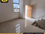 Casa à venda com 3 quartos, sala, cozinha e quintal