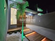 Casa à venda com 3 Quartos sendo 1 Suite, 2 Vagas de...