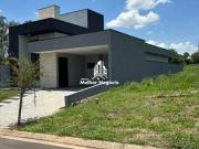 Casa à venda com 3 quartos sendo um suíte, localizado de...