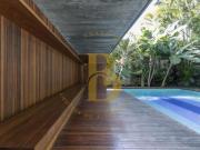 Casa á venda com 420 m²,03 quartos e 04 vagas no bairro...