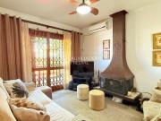 Casa à venda com 4 quartos, 2 suítes, lareira,...