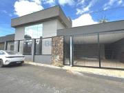 Casa à Venda com 4 Quartos, 2 suítes, Lazer Completo em...