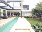 Casa a venda com 4 quartos no condomínio Residencial...