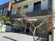 Casa à venda com 4 suítes 259m² no Condomínio Ibiti...