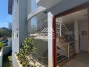 Casa a venda com 4 suítes na Granja Viana Palm Hills