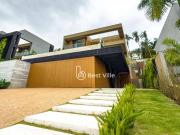 Casa à venda com 5 quartos sendo 5 suítes, 1.100 m²...