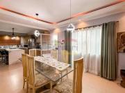 Casa à venda com 700m², 4 quartos 2 suites e 3 vagas com...