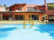 Casa á venda com 768m² privativo, 5 suítes à venda no...