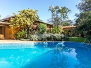 Casa à venda com piscina localizada no Brooklin Paulista...
