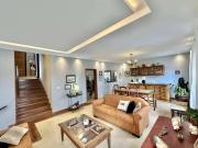 Casa à venda Cond. Golf Village na Granja Viana