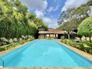 Casa à venda Cond. Jardim Colonial na Granja Viana