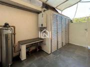 Casa à venda condomínio Carmel